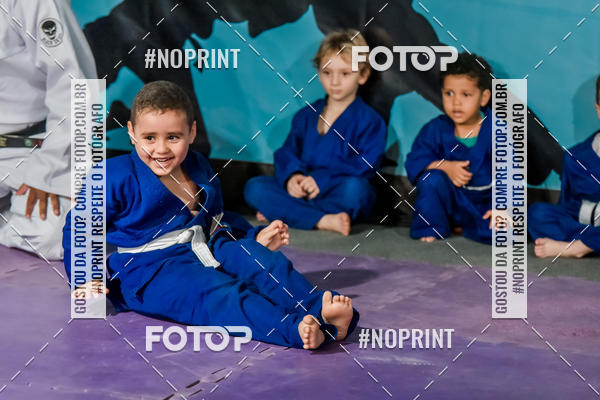 Buy your photos of the eventApresenta��o de Capoeira e Ju Jitsu 2019 on Fotop