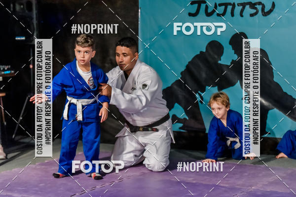 Buy your photos of the eventApresenta��o de Capoeira e Ju Jitsu 2019 on Fotop