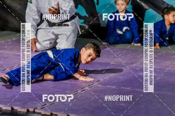 Buy your photos of the eventApresenta��o de Capoeira e Ju Jitsu 2019 on Fotop