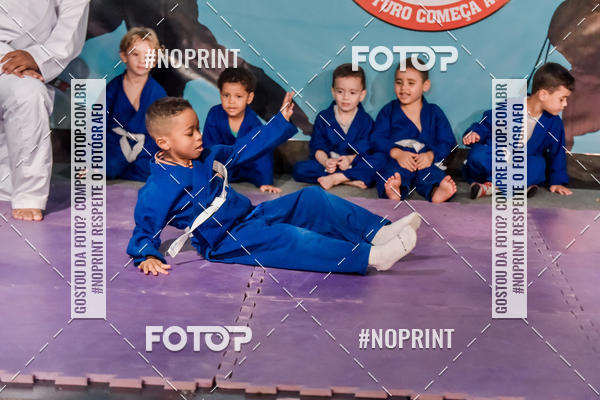 Buy your photos of the eventApresenta��o de Capoeira e Ju Jitsu 2019 on Fotop