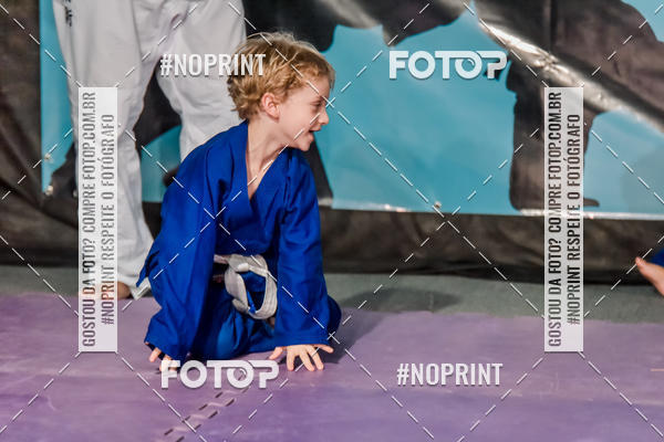 Buy your photos of the eventApresenta��o de Capoeira e Ju Jitsu 2019 on Fotop