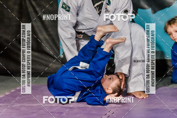 Buy your photos of the eventApresenta��o de Capoeira e Ju Jitsu 2019 on Fotop