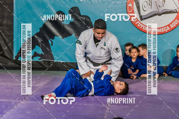 Buy your photos of the eventApresenta��o de Capoeira e Ju Jitsu 2019 on Fotop