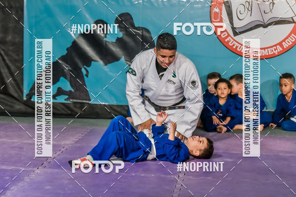 Buy your photos of the eventApresenta��o de Capoeira e Ju Jitsu 2019 on Fotop