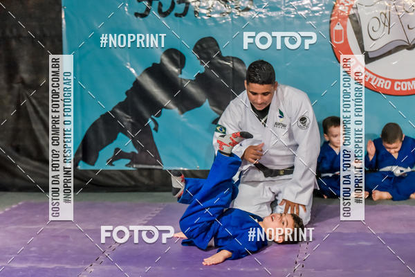 Buy your photos of the eventApresenta��o de Capoeira e Ju Jitsu 2019 on Fotop