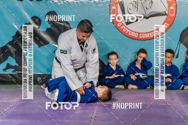 Buy your photos of the eventApresenta��o de Capoeira e Ju Jitsu 2019 on Fotop