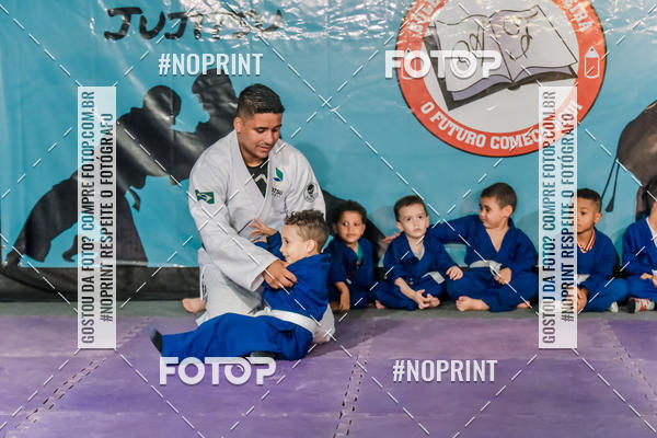 Buy your photos of the eventApresenta��o de Capoeira e Ju Jitsu 2019 on Fotop