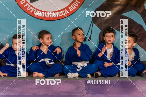 Buy your photos of the eventApresenta��o de Capoeira e Ju Jitsu 2019 on Fotop