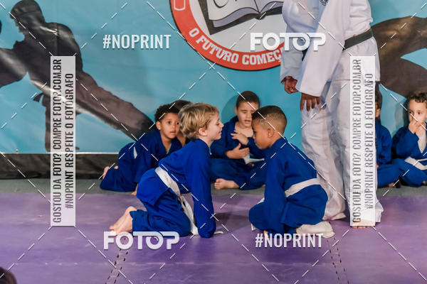 Buy your photos of the eventApresenta��o de Capoeira e Ju Jitsu 2019 on Fotop