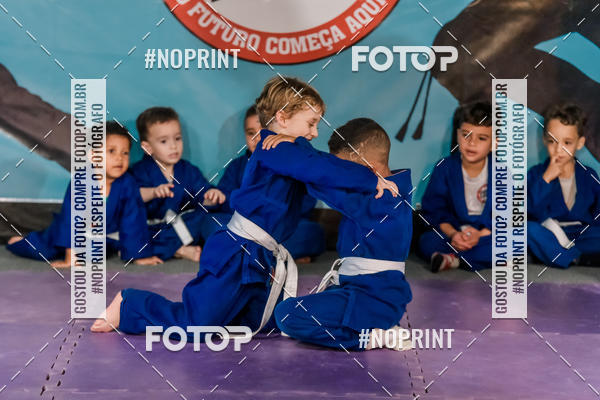 Buy your photos of the eventApresenta��o de Capoeira e Ju Jitsu 2019 on Fotop