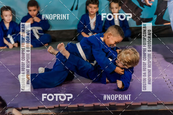 Buy your photos of the eventApresenta��o de Capoeira e Ju Jitsu 2019 on Fotop