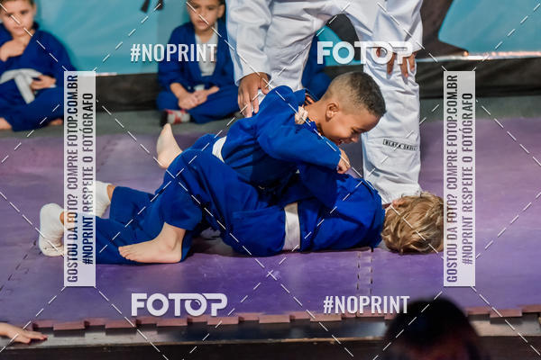 Buy your photos of the eventApresenta��o de Capoeira e Ju Jitsu 2019 on Fotop