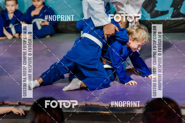 Buy your photos of the eventApresenta��o de Capoeira e Ju Jitsu 2019 on Fotop