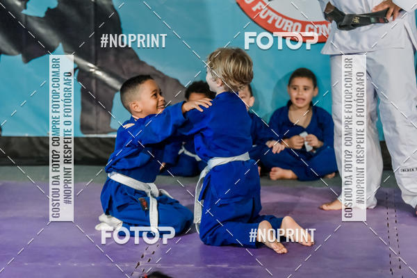 Buy your photos of the eventApresenta��o de Capoeira e Ju Jitsu 2019 on Fotop