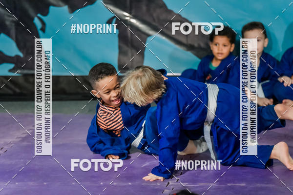 Buy your photos of the eventApresenta��o de Capoeira e Ju Jitsu 2019 on Fotop