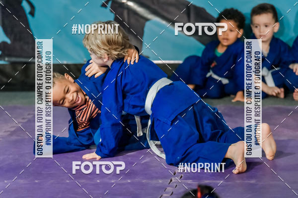 Buy your photos of the eventApresenta��o de Capoeira e Ju Jitsu 2019 on Fotop