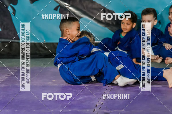 Buy your photos of the eventApresenta��o de Capoeira e Ju Jitsu 2019 on Fotop