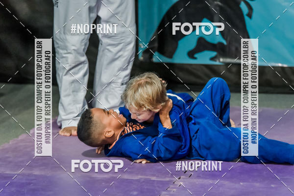Buy your photos of the eventApresenta��o de Capoeira e Ju Jitsu 2019 on Fotop