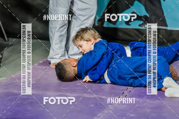 Buy your photos of the eventApresenta��o de Capoeira e Ju Jitsu 2019 on Fotop