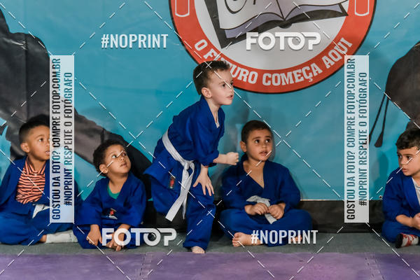 Buy your photos of the eventApresenta��o de Capoeira e Ju Jitsu 2019 on Fotop