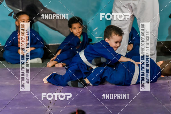 Buy your photos of the eventApresenta��o de Capoeira e Ju Jitsu 2019 on Fotop