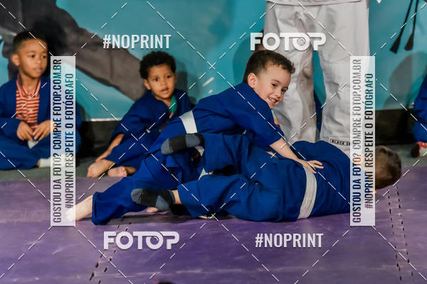 Buy your photos of the eventApresenta��o de Capoeira e Ju Jitsu 2019 on Fotop