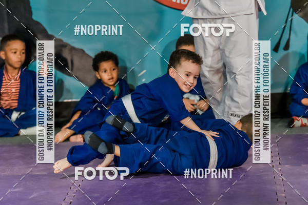 Buy your photos of the eventApresenta��o de Capoeira e Ju Jitsu 2019 on Fotop