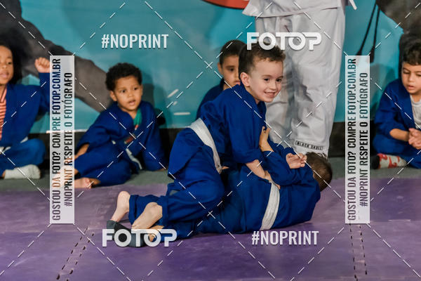 Buy your photos of the eventApresenta��o de Capoeira e Ju Jitsu 2019 on Fotop
