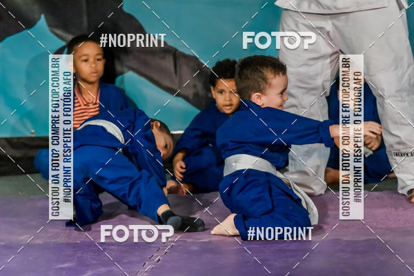 Buy your photos of the eventApresenta��o de Capoeira e Ju Jitsu 2019 on Fotop