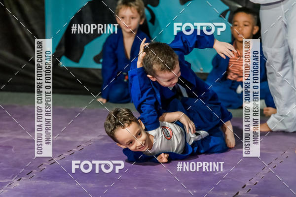 Buy your photos of the eventApresenta��o de Capoeira e Ju Jitsu 2019 on Fotop