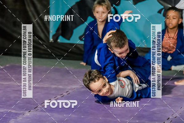 Buy your photos of the eventApresenta��o de Capoeira e Ju Jitsu 2019 on Fotop