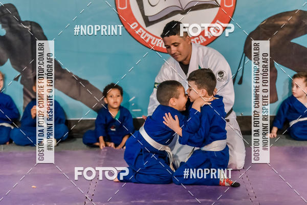 Buy your photos of the eventApresenta��o de Capoeira e Ju Jitsu 2019 on Fotop