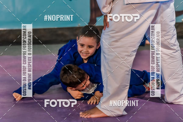 Buy your photos of the eventApresenta��o de Capoeira e Ju Jitsu 2019 on Fotop