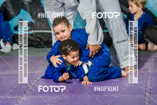 Buy your photos of the eventApresenta��o de Capoeira e Ju Jitsu 2019 on Fotop