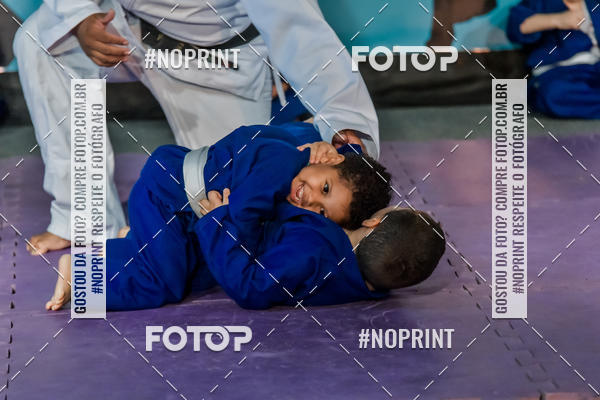 Buy your photos of the eventApresenta��o de Capoeira e Ju Jitsu 2019 on Fotop