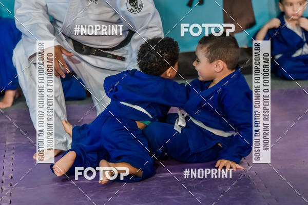 Buy your photos of the eventApresenta��o de Capoeira e Ju Jitsu 2019 on Fotop