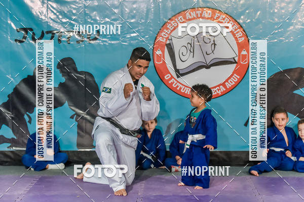 Buy your photos of the eventApresenta��o de Capoeira e Ju Jitsu 2019 on Fotop