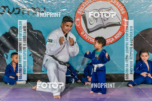 Buy your photos of the eventApresenta��o de Capoeira e Ju Jitsu 2019 on Fotop