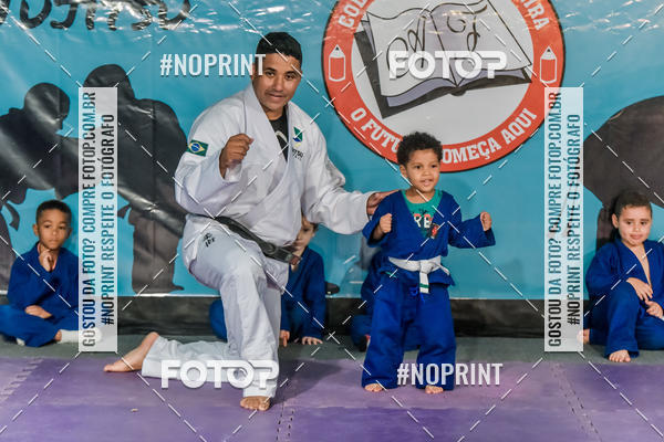 Buy your photos of the eventApresenta��o de Capoeira e Ju Jitsu 2019 on Fotop