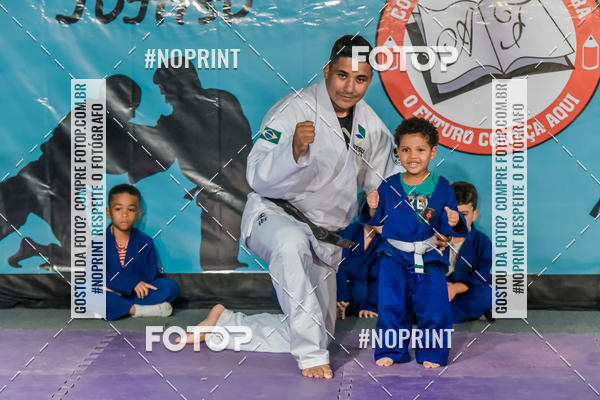 Buy your photos of the eventApresenta��o de Capoeira e Ju Jitsu 2019 on Fotop