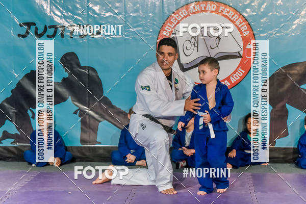 Buy your photos of the eventApresenta��o de Capoeira e Ju Jitsu 2019 on Fotop