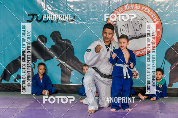 Buy your photos of the eventApresenta��o de Capoeira e Ju Jitsu 2019 on Fotop