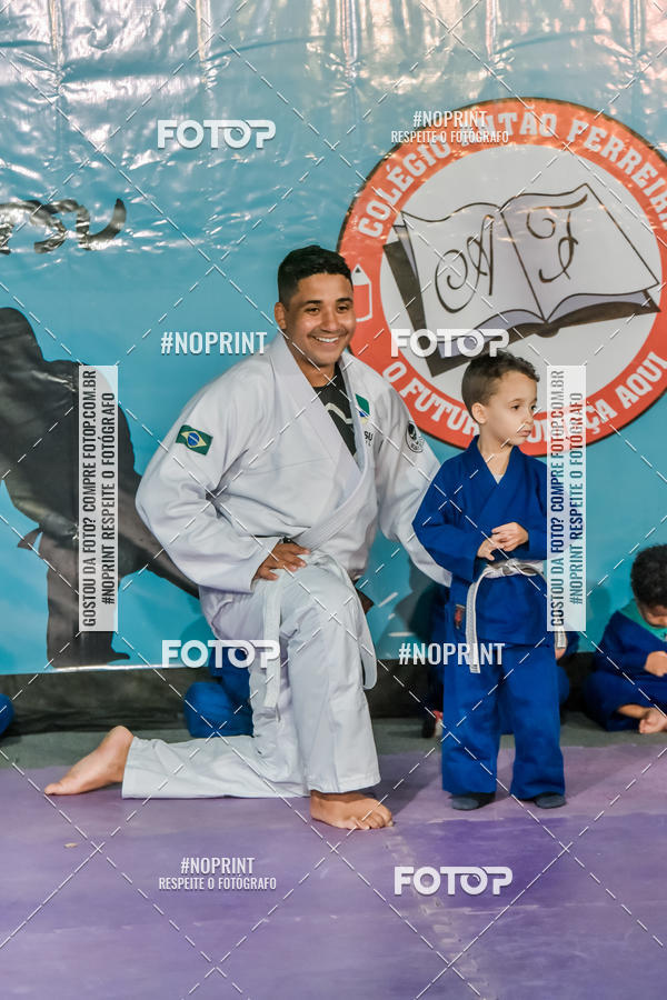 Buy your photos of the eventApresenta��o de Capoeira e Ju Jitsu 2019 on Fotop