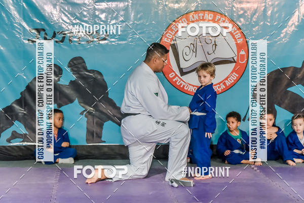Buy your photos of the eventApresenta��o de Capoeira e Ju Jitsu 2019 on Fotop