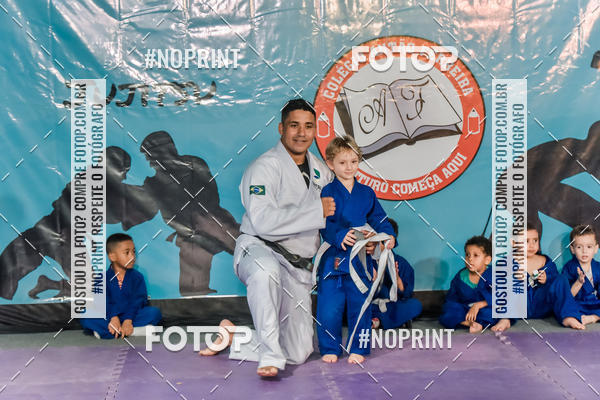 Buy your photos of the eventApresenta��o de Capoeira e Ju Jitsu 2019 on Fotop