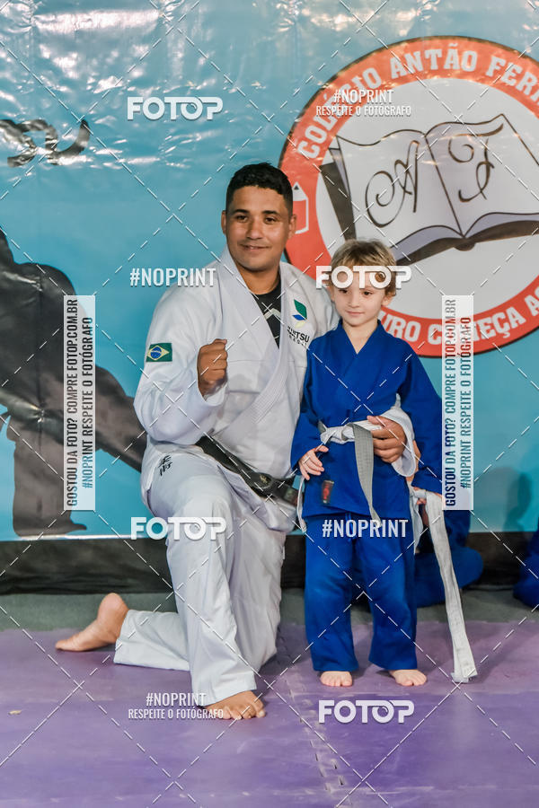 Buy your photos of the eventApresenta��o de Capoeira e Ju Jitsu 2019 on Fotop