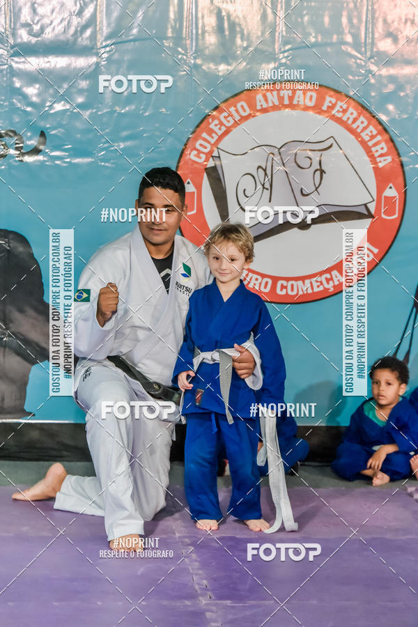 Buy your photos of the eventApresenta��o de Capoeira e Ju Jitsu 2019 on Fotop