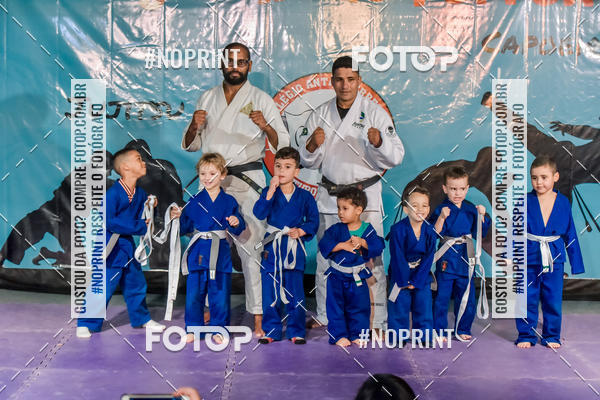 Buy your photos of the eventApresenta��o de Capoeira e Ju Jitsu 2019 on Fotop