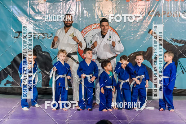 Buy your photos of the eventApresenta��o de Capoeira e Ju Jitsu 2019 on Fotop