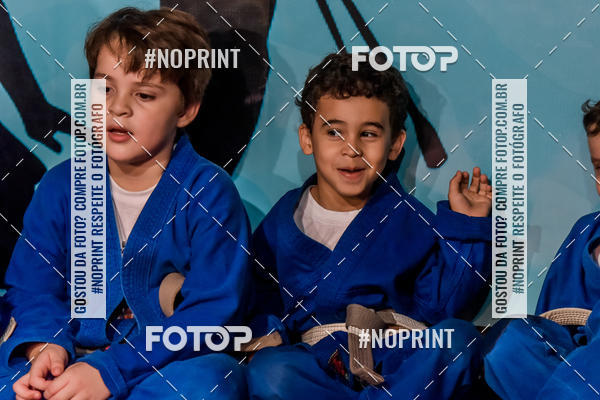 Buy your photos of the eventApresenta��o de Capoeira e Ju Jitsu 2019 on Fotop